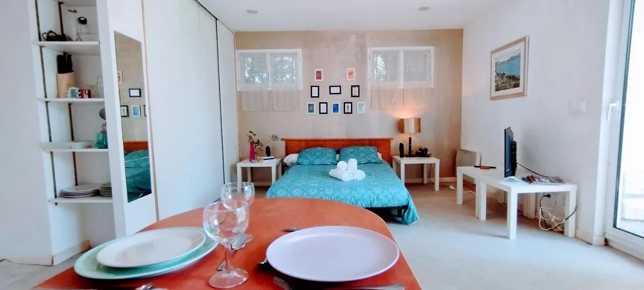 Apartment Chambre D'Hotes Dans Maison Jardin Netflix Disney Prime Video Avignon France
